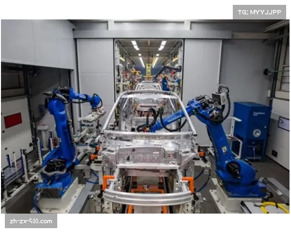 F1技术规则引入新挑战 各车队研发重点出现分歧 F1技术规则引入新挑战 各车队研发重点出现分歧